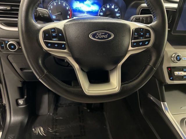 Certified 2023 Ford Explorer XLT w/ Equipment Group 202A image 10