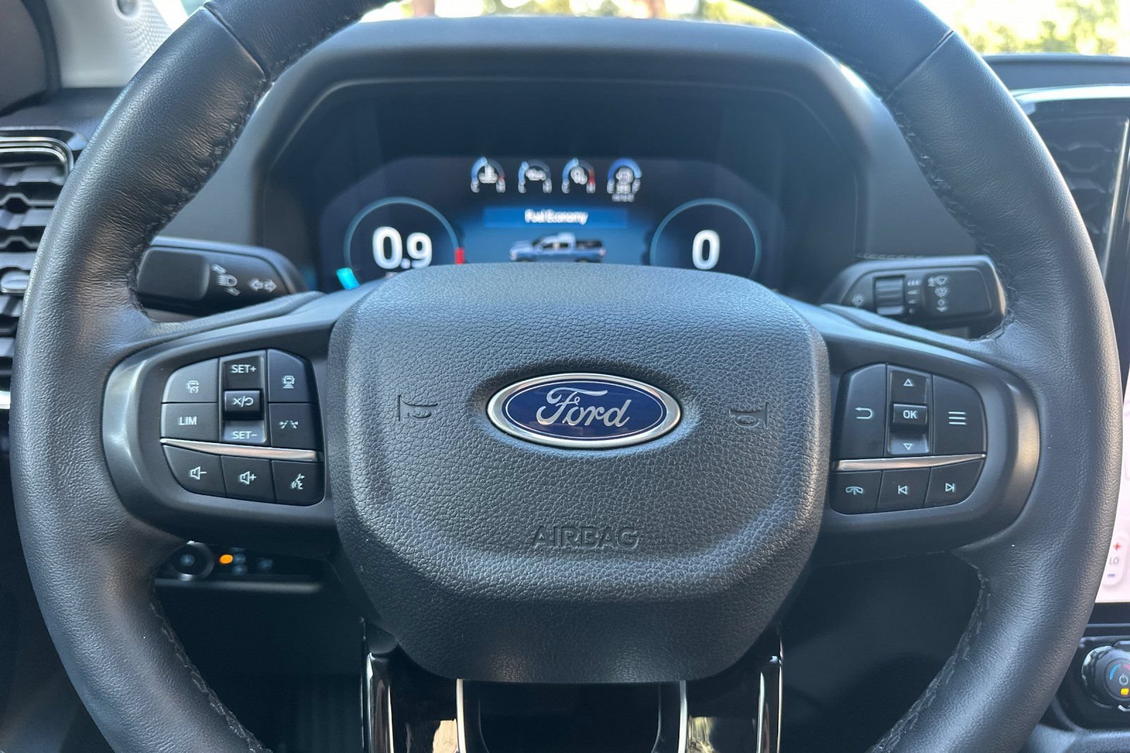 Certified 2024 Ford Ranger Lariat w/ FX4 Off-Road Package AWD/4WD image 35