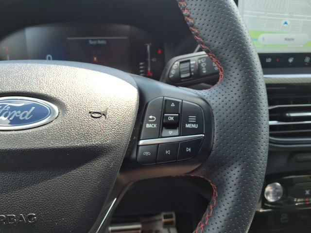 Certified 2024 Ford Escape ST-Line w/ Tech Pack #1 AWD/4WD image 15