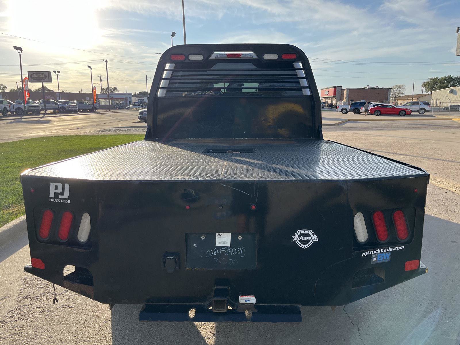 Certified 2018 Ford F250 XL w/ Power Equipment Group AWD/4WD image 7