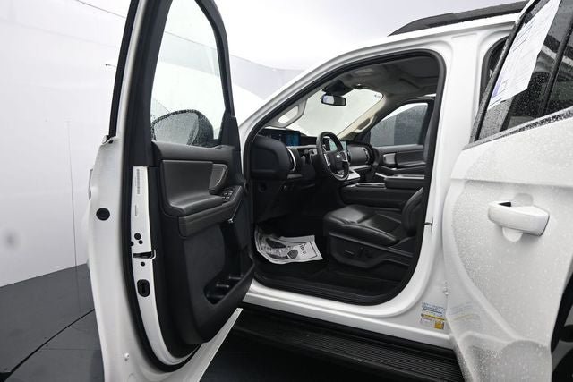 Certified 2025 Ford Expedition Active AWD/4WD image 16