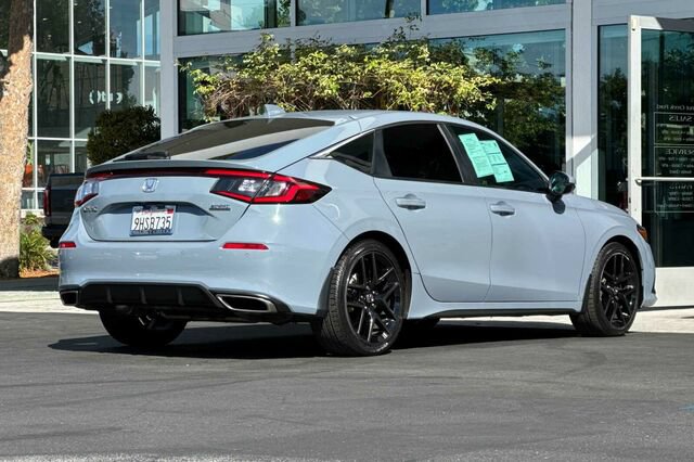 Used 2024 Honda Civic Sport Touring image 4