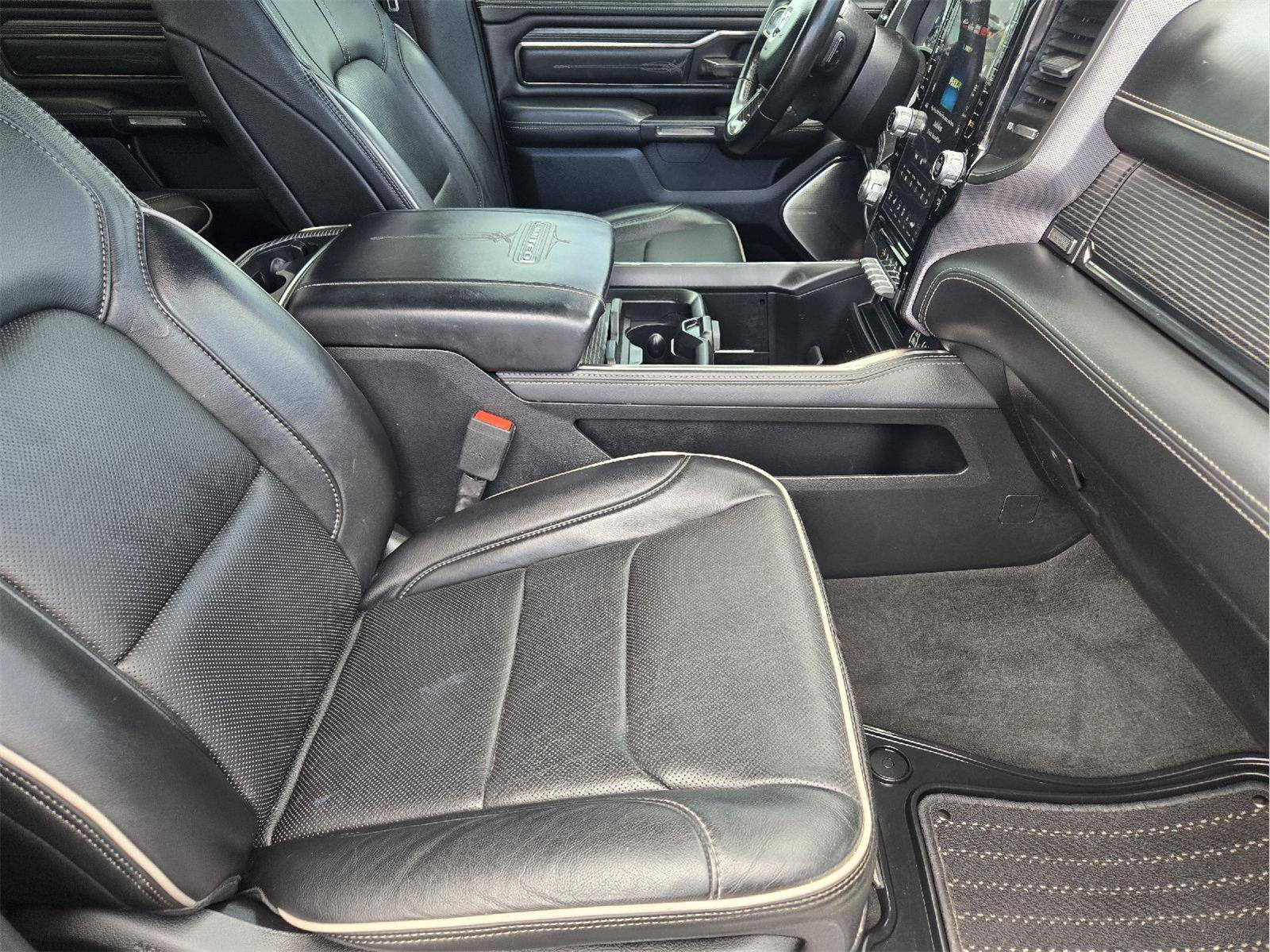 Used 2020 RAM 1500 Limited w/ Black Appearance Package RWD image 11