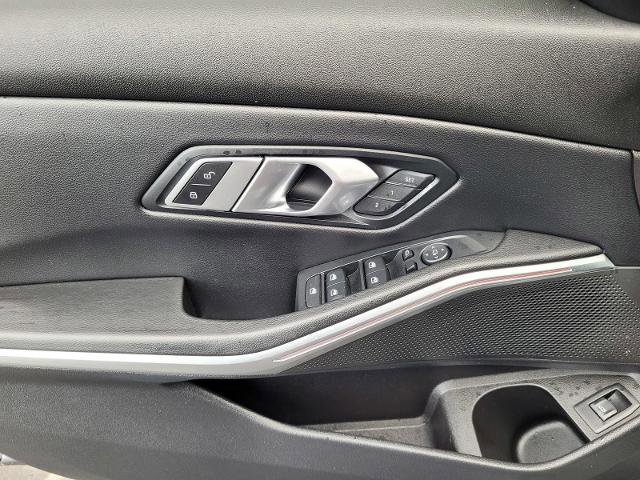 Used 2022 BMW 330i Sedan w/ Convenience Package image 24