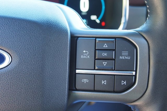 Certified 2022 Ford F150 Lariat w/ Equipment Group 502A High image 23