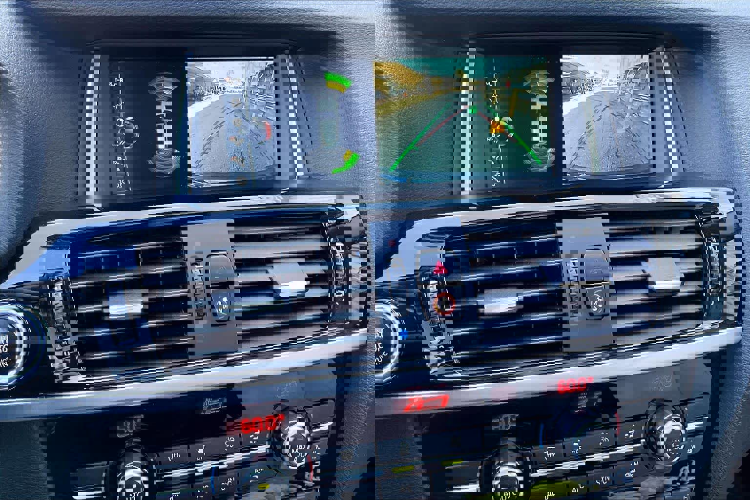 Used 2017 BMW X3 xDrive28i image 29