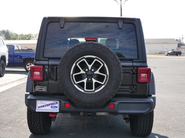Used 2024 Jeep Wrangler Unlimited Rubicon AWD/4WD image 7