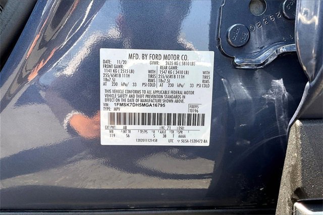 Certified 2021 Ford Explorer XLT w/ Equipment Group 202A image 34