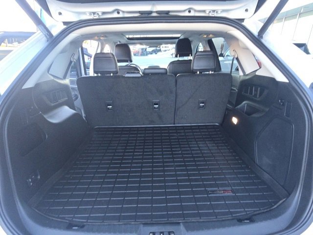 Certified 2022 Ford Edge Titanium w/ Equipment Group 301A image 13