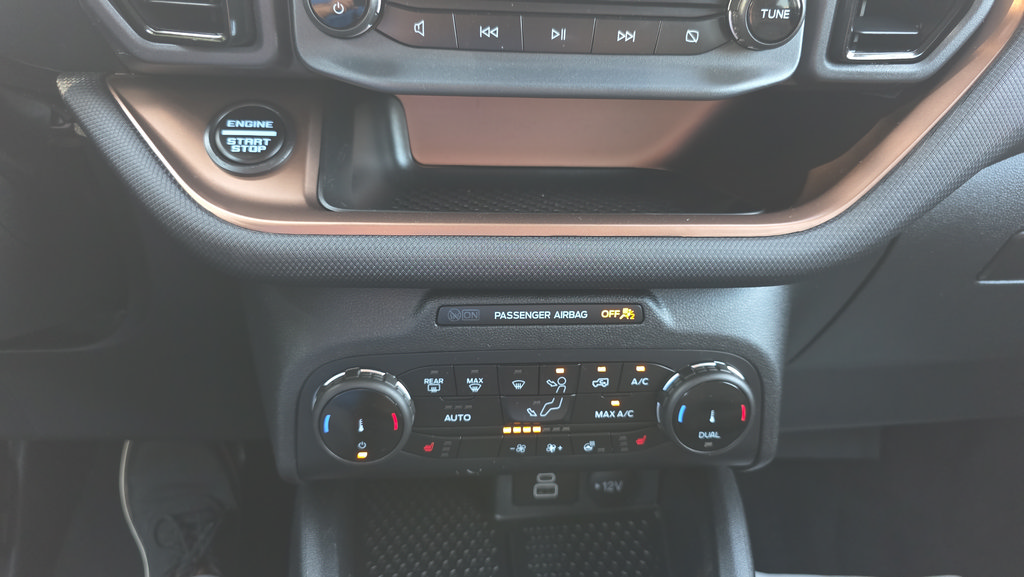Certified 2023 Ford Bronco Sport Outer Banks AWD/4WD image 34