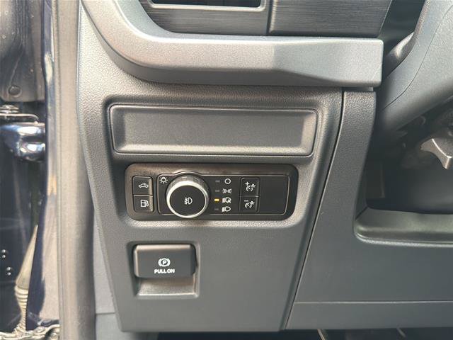 Certified 2025 Ford F150 XLT w/ Equipment Group 301A Standard AWD/4WD image 19