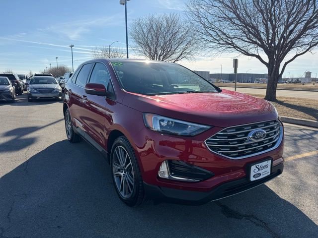Certified 2022 Ford Edge Titanium image 2