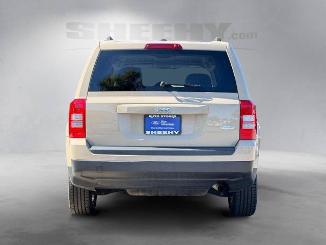 Used 2017 Jeep Patriot Latitude FWD image 12