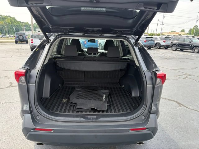 Used 2020 Toyota RAV4 XLE w/ Convenience Package AWD/4WD image 11