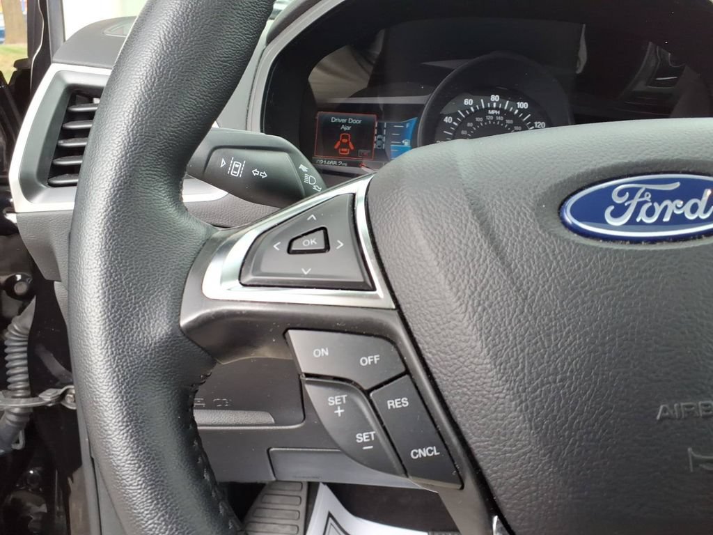 Certified 2024 Ford Edge SEL w/ Convenience Package AWD/4WD image 16