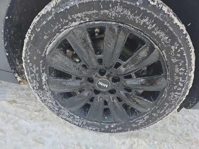 Used 2019 MINI Cooper Countryman S w/ Premium Package image 11