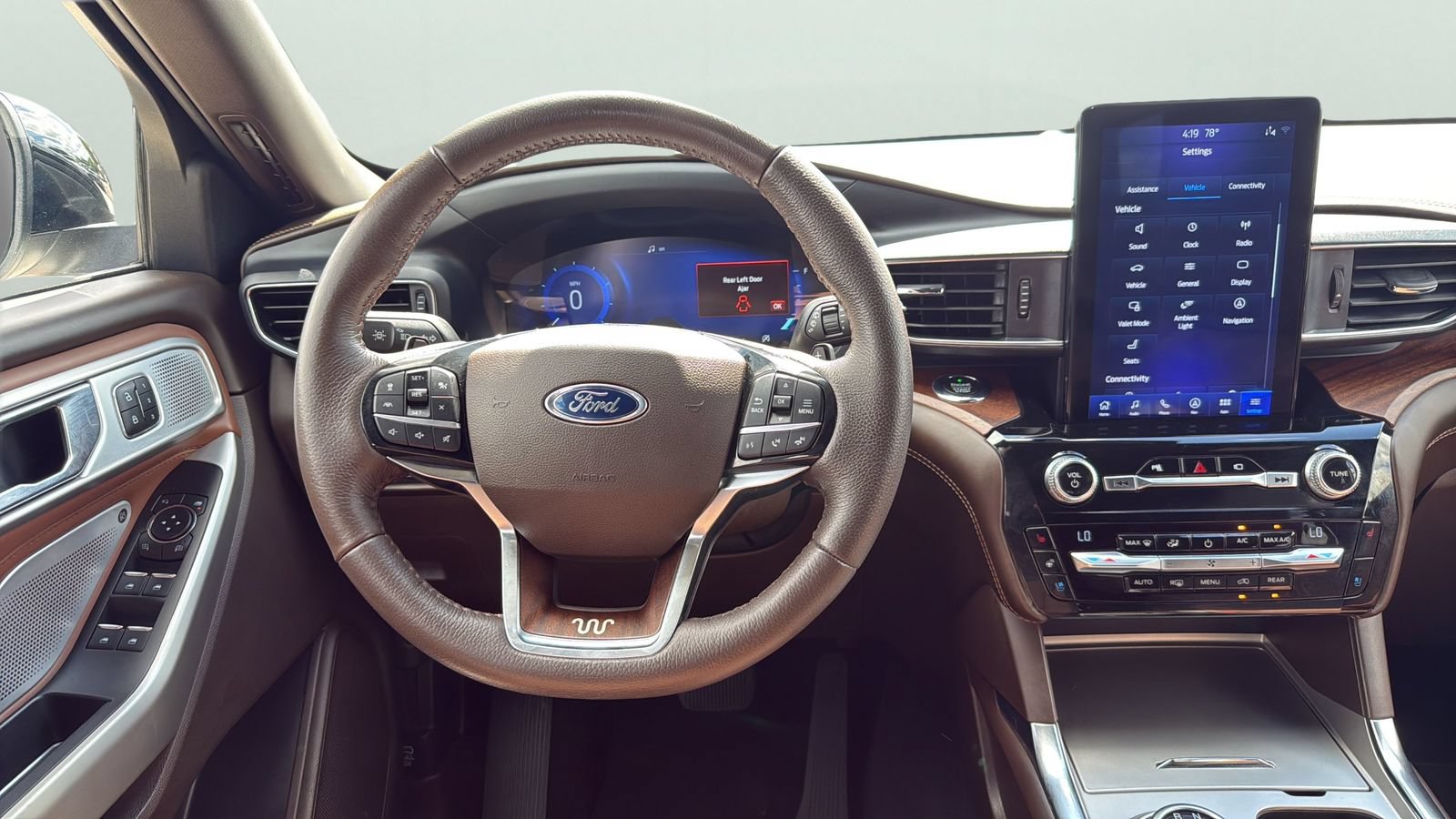 Certified 2021 Ford Explorer King Ranch w/ Premium Technology Package RWD image 12