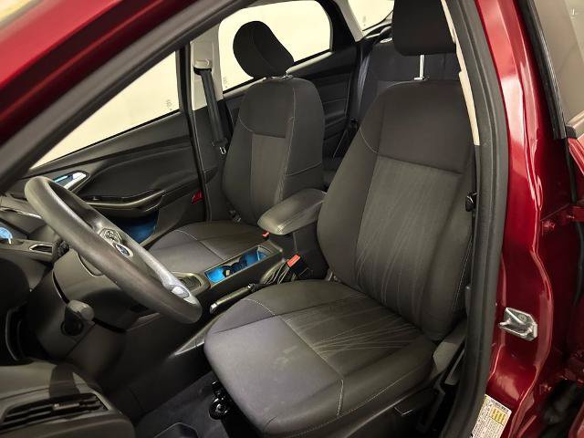 Certified 2017 Ford Focus SEL FWD image 13