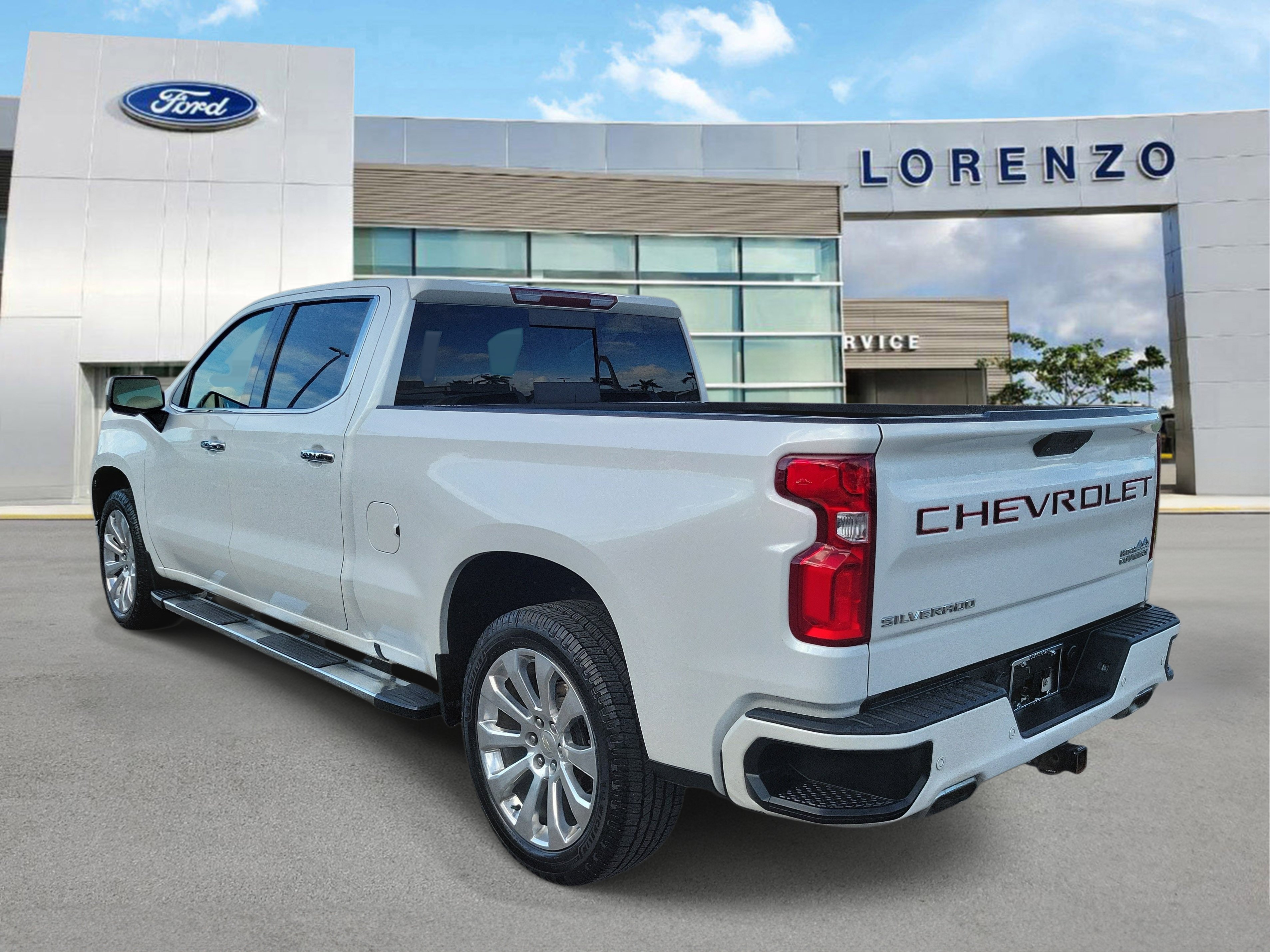 Used 2022 Chevrolet Silverado 1500 High Country AWD/4WD image 7