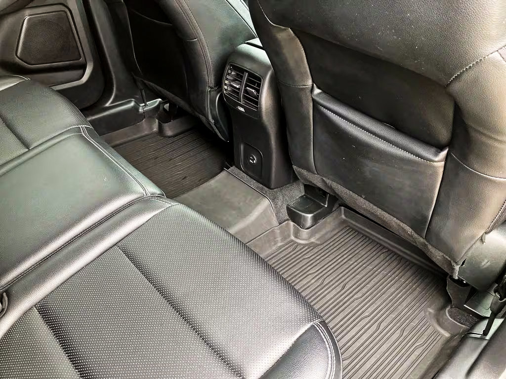 Certified 2022 Ford Escape SEL AWD/4WD image 38