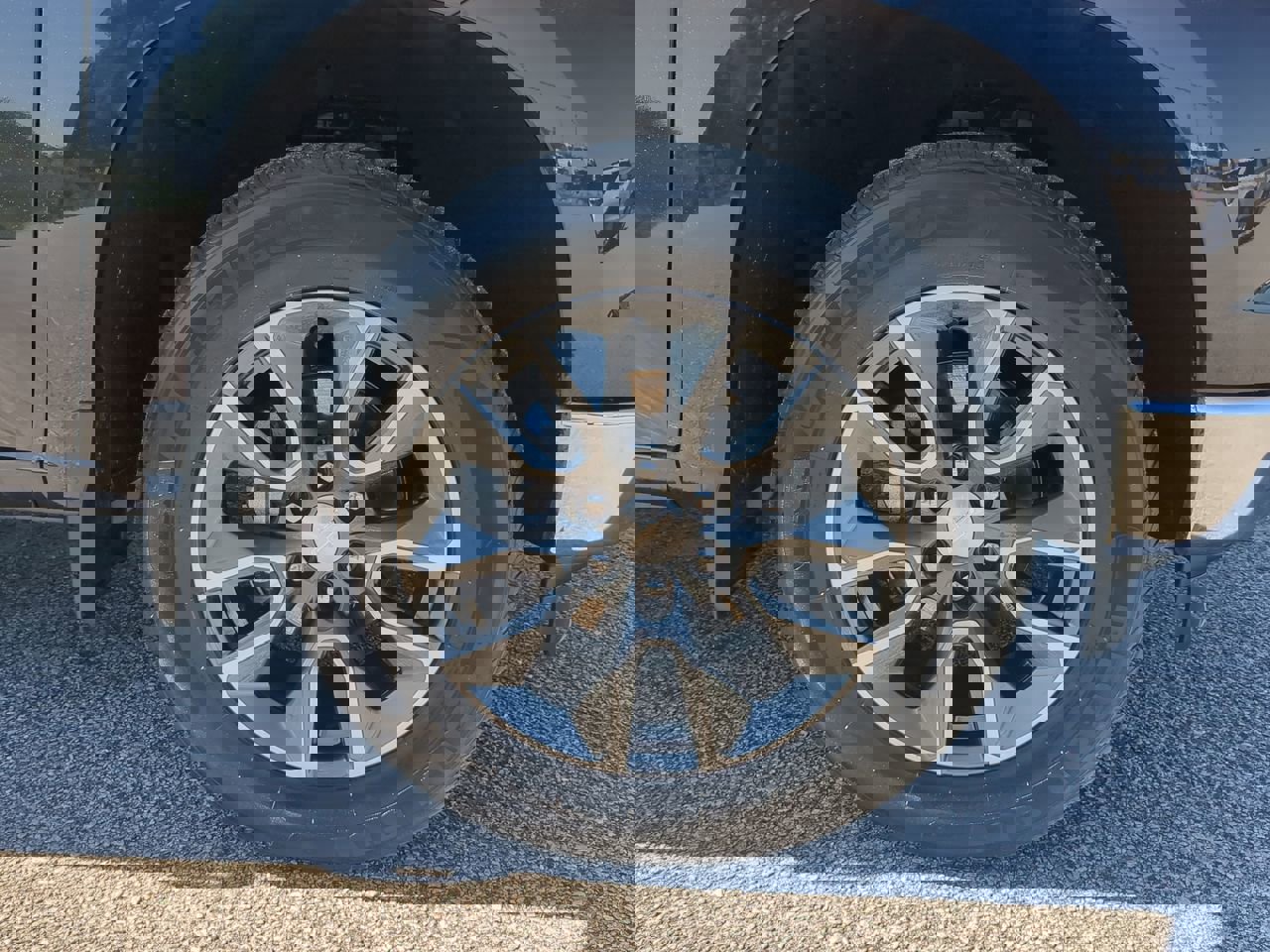 Used 2022 Chevrolet Silverado 1500 LT w/ Protection Package image 9