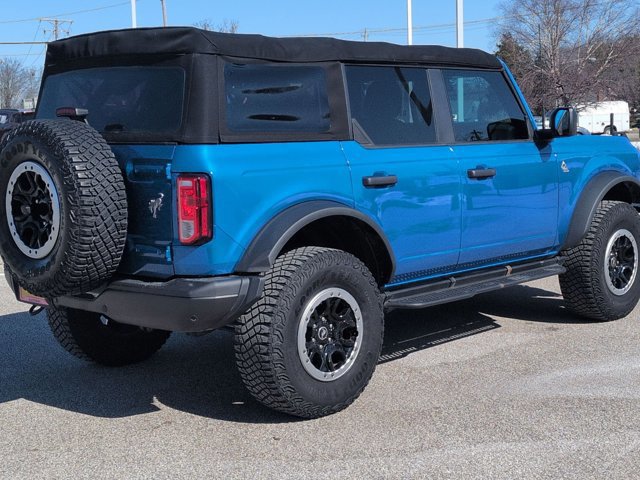 Certified 2022 Ford Bronco Black Diamond w/ Sasquatch Package image 3