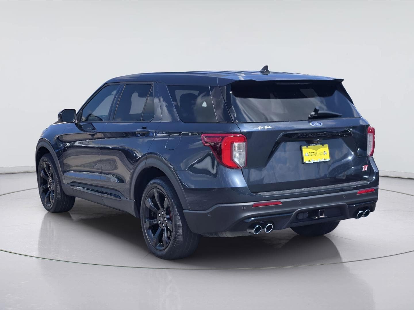 Certified 2022 Ford Explorer ST w/ Equipment Group 401A AWD/4WD image 4
