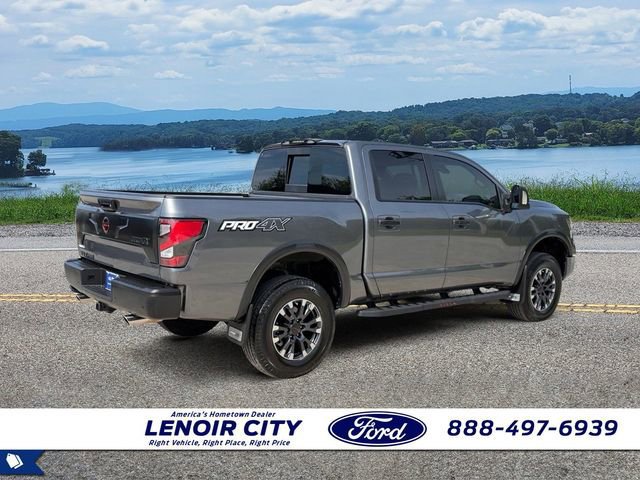 Used 2023 Nissan Titan PRO-4X w/ Pro-4x Convenience Package image 5