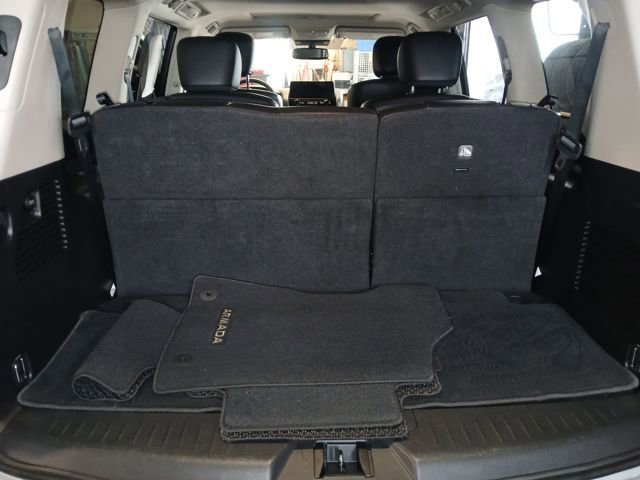 Used 2024 Nissan Armada SL w/ Captain's Chairs Package image 41