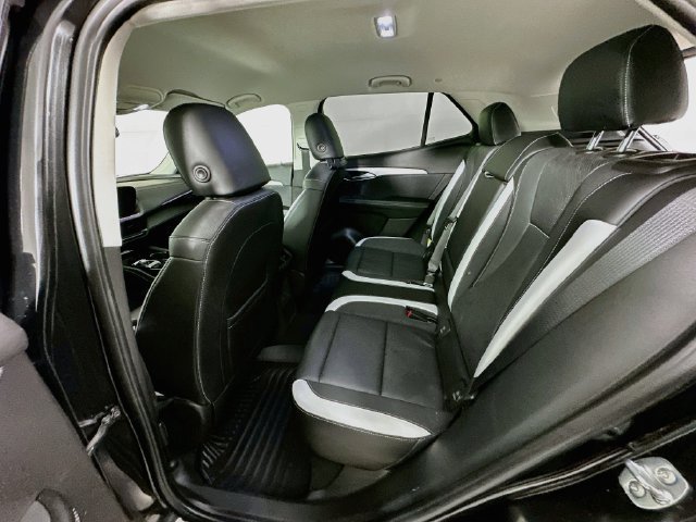 Used 2024 Buick Envision Sport Touring AWD/4WD image 32