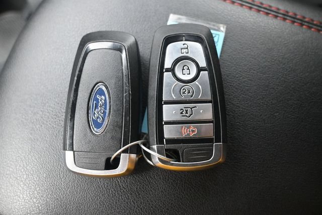 Certified 2024 Ford Edge ST-Line AWD/4WD image 15