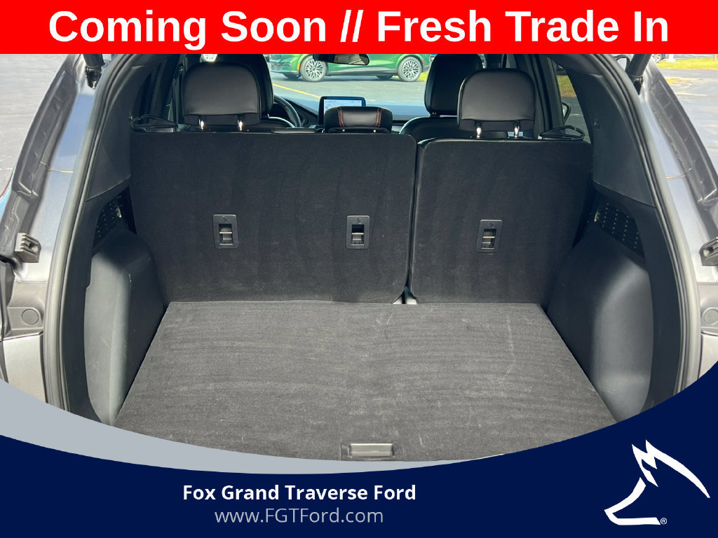 Certified 2025 Ford Escape ST-Line Select AWD/4WD image 35