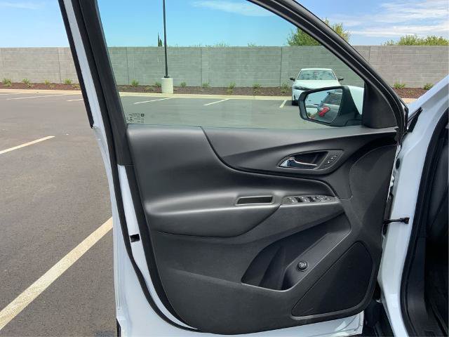 Used 2023 Chevrolet Equinox LT AWD/4WD image 21