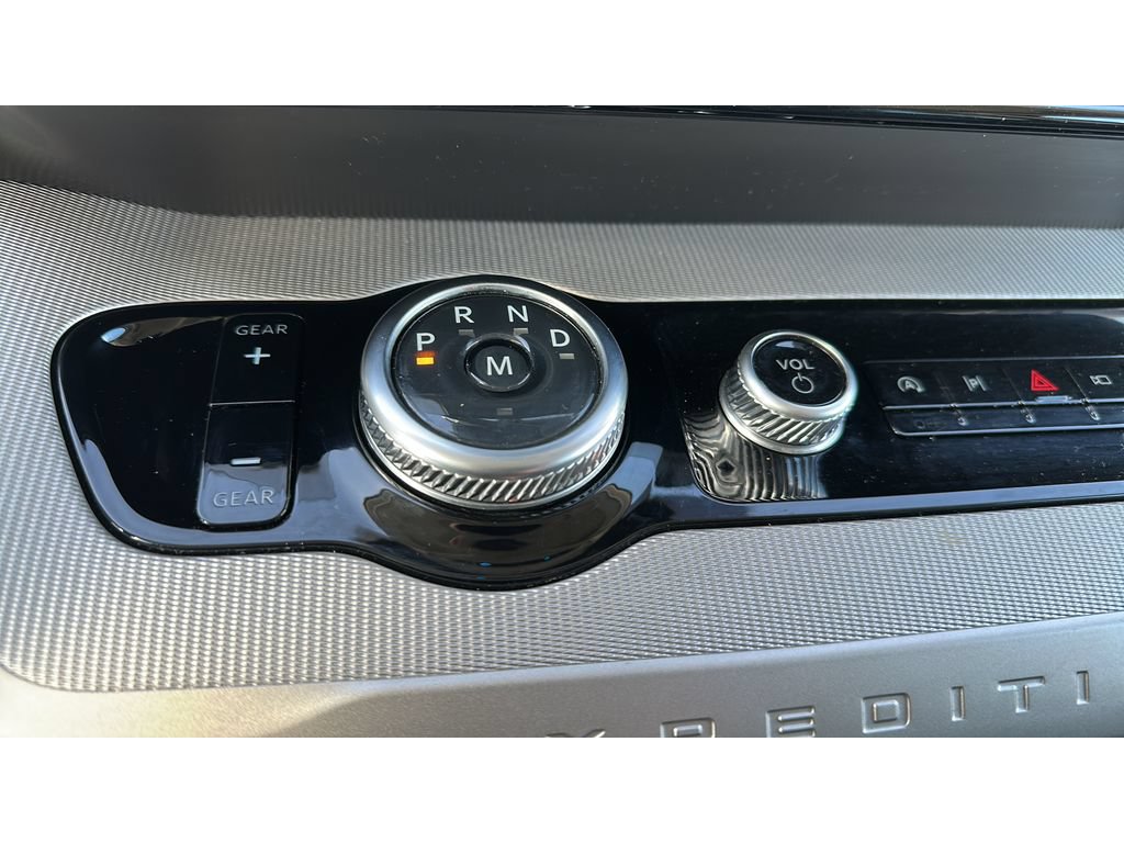 Certified 2025 Ford Expedition Active AWD/4WD image 16