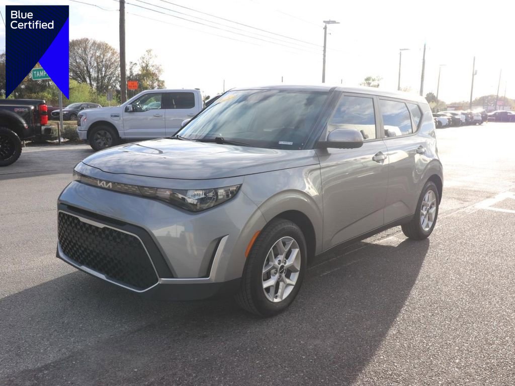 Used 2025 Kia Soul LX w/ LX Technology Package image 1