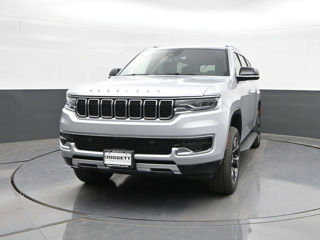 Used 2024 Jeep Wagoneer Series III AWD/4WD image 26