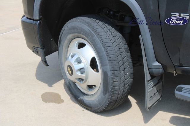 Used 2022 Chevrolet Silverado 3500 High Country AWD/4WD image 9