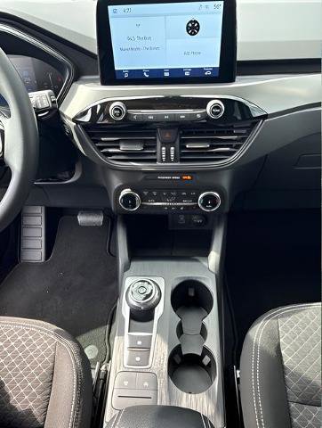 Certified 2023 Ford Escape Active AWD/4WD image 33