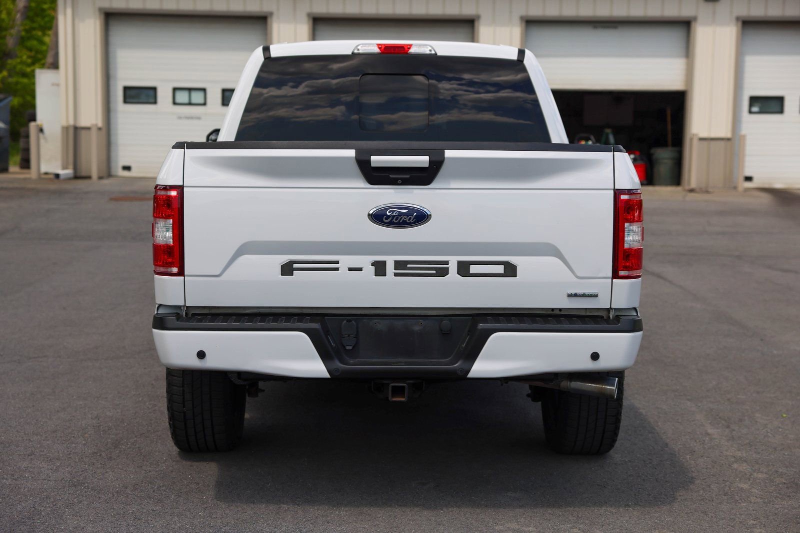 Certified 2018 Ford F150 XLT w/ Equipment Group 302A Luxury AWD/4WD image 6