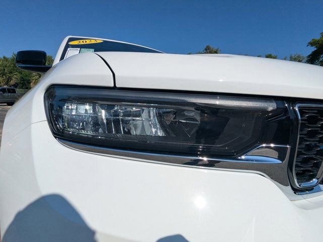 Used 2023 Jeep Grand Cherokee L Limited w/ Luxury Tech Group II image 11