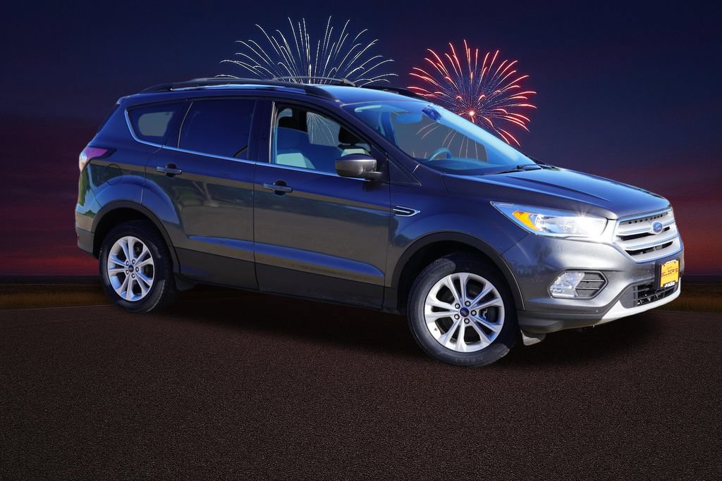 Certified 2018 Ford Escape SE w/ SE Sync 3 Package AWD/4WD image 2