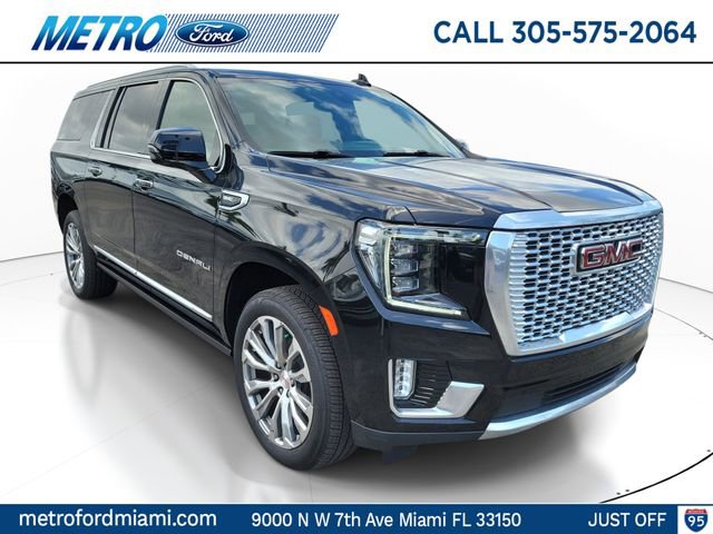 Used 2022 GMC Yukon XL Denali image 1