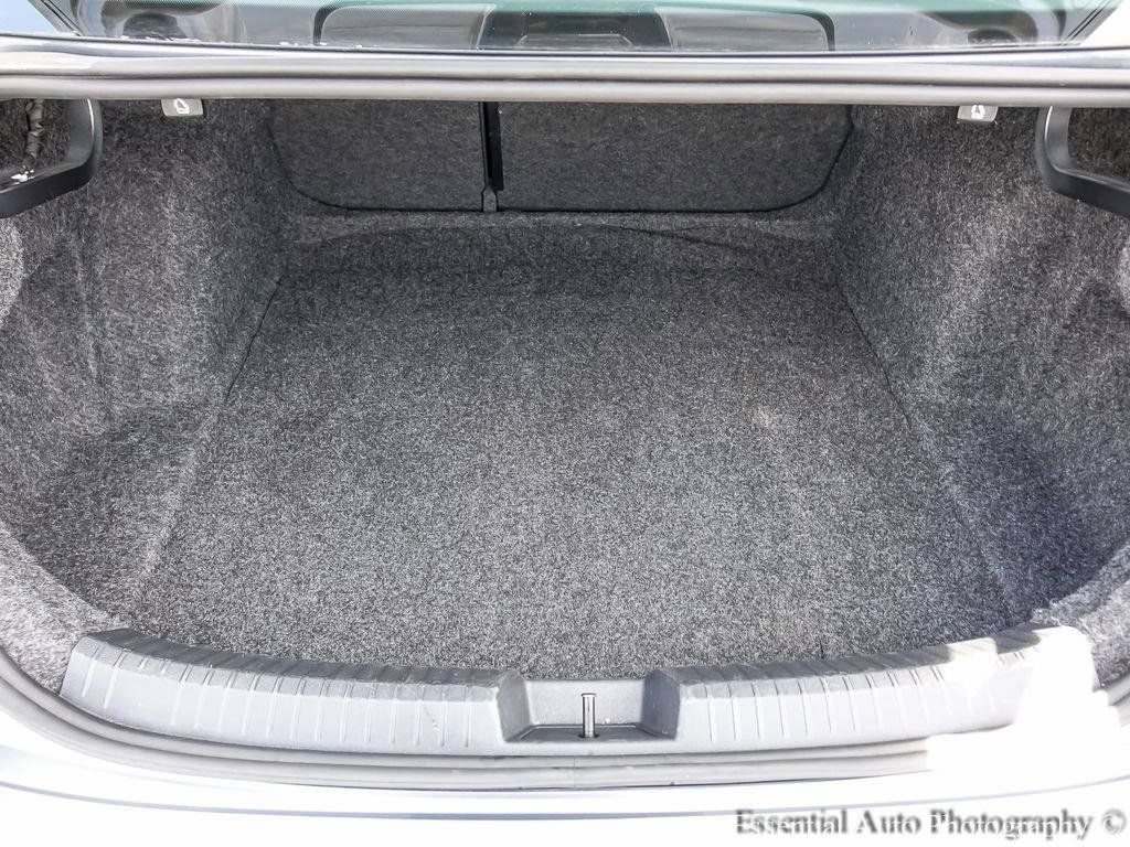 Used 2024 Volkswagen Jetta SE FWD image 21