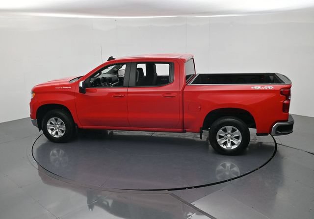 Used 2025 Chevrolet Silverado 1500 LT AWD/4WD image 48