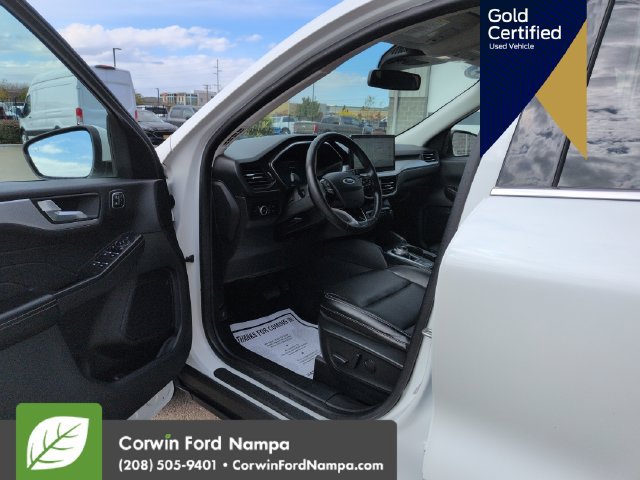 Certified 2023 Ford Escape Platinum AWD/4WD image 11