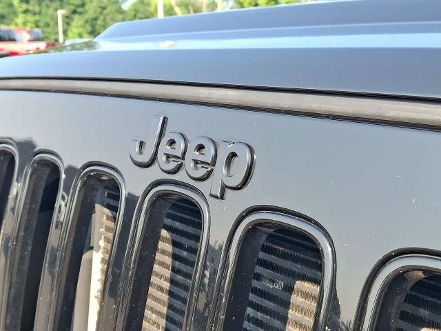 Used 2018 Jeep Wrangler Unlimited Sahara AWD/4WD image 28