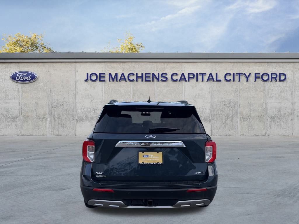 Certified 2023 Ford Explorer XLT w/ Equipment Group 202A image 4