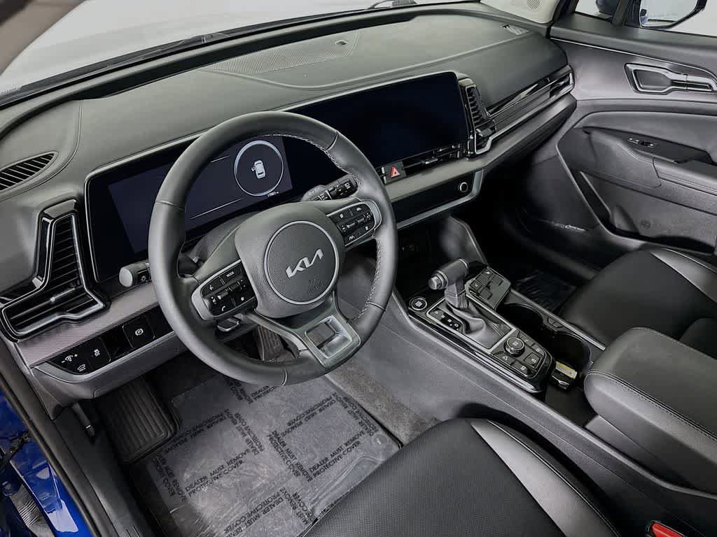Used 2025 Kia Sportage SX FWD image 2