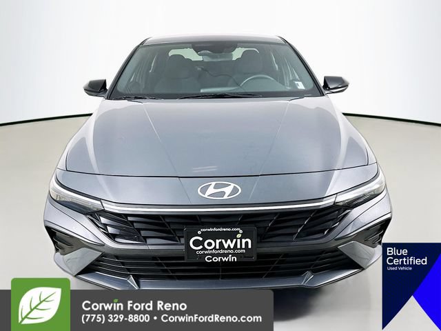 Used 2025 Hyundai Elantra Sport FWD image 2