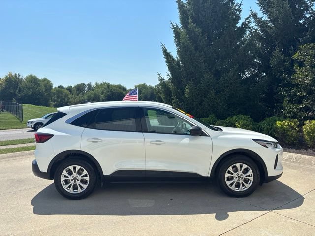 Certified 2023 Ford Escape Active FWD image 5